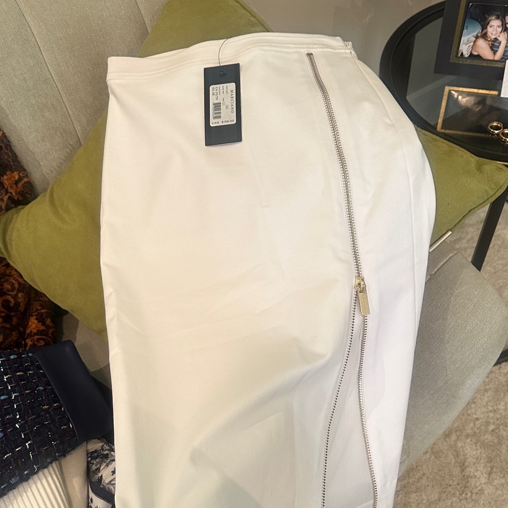 Guess by Marciano White Pencil Skirt with Side Zipper